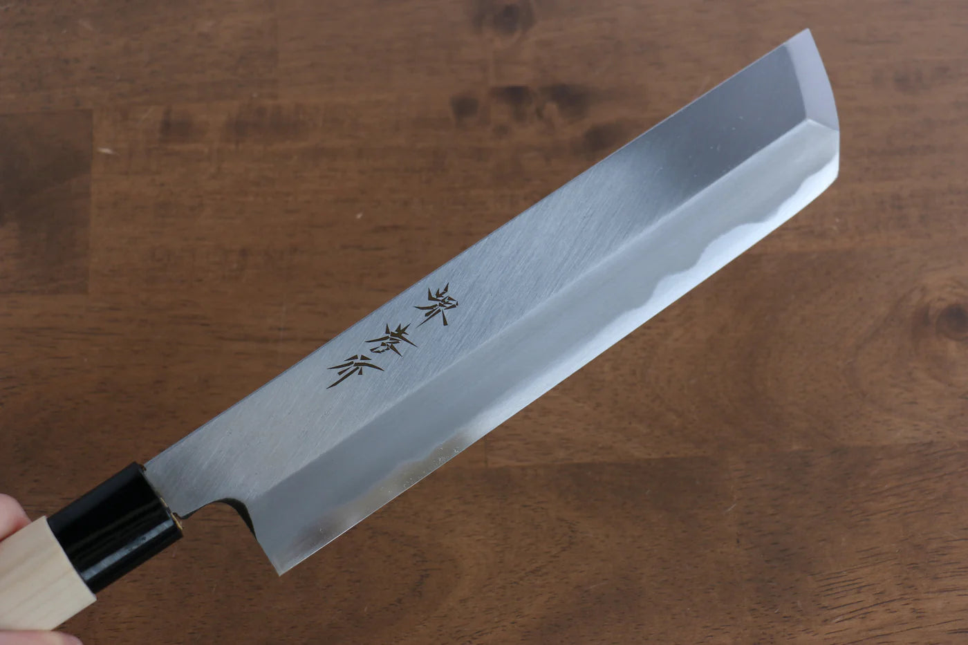 Sakai Takayuki Kasumitogi White Steel (เหล็กกล้าขาว) มีด Hamokiri มีดทำครัวญี่ปุ่น 240mm ด้ามต้นเเมกโนเลีย