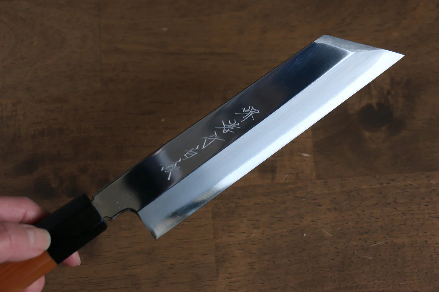 Sakai Takayuki Hakugin INOX ขัดขึ้นเงากระจก มีดปลอก Mukimono มีดทำครัวญี่ปุ่น 180mm ด้ามต้นสนยู