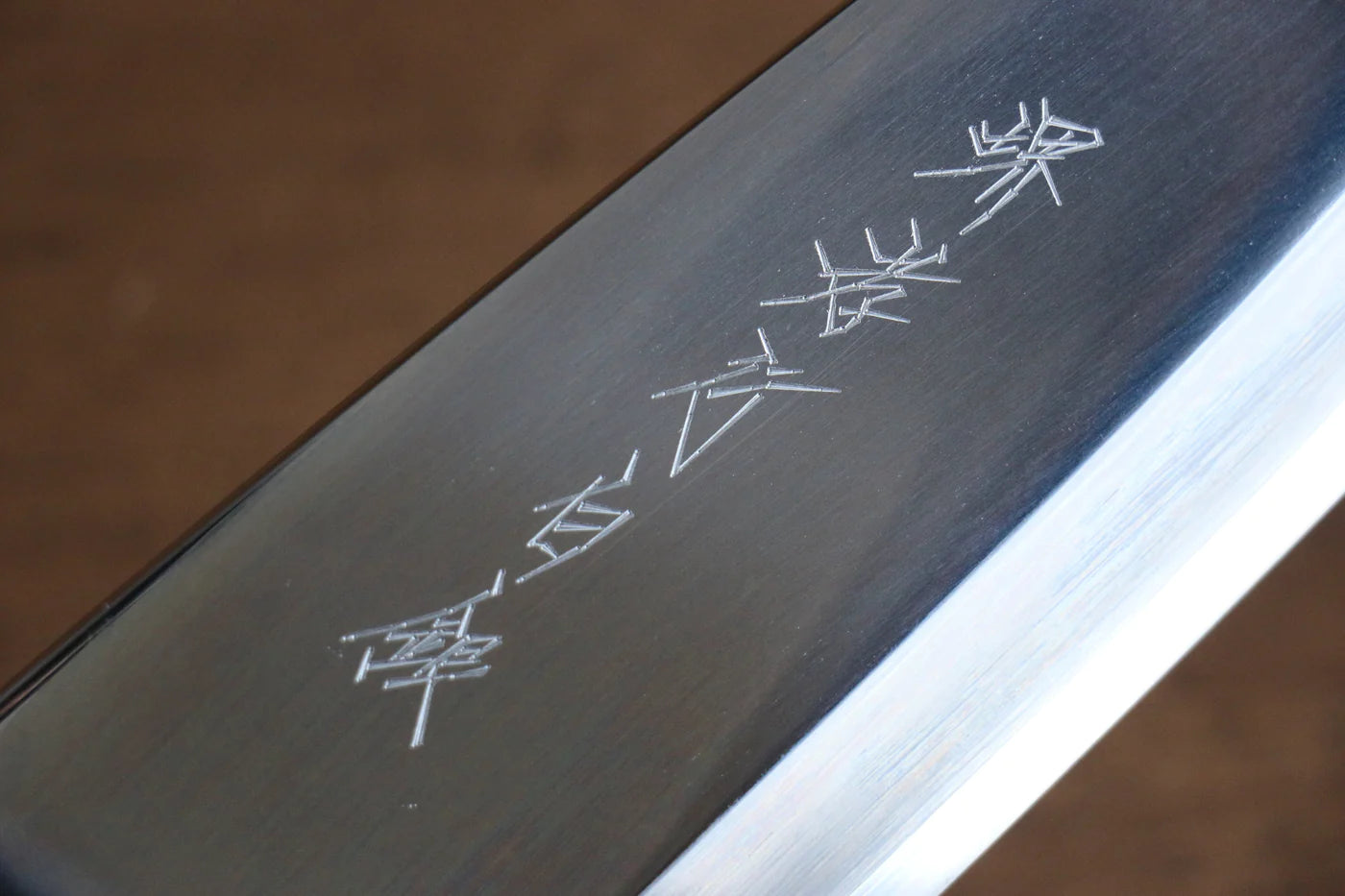 Sakai Takayuki Hakugin INOX ขัดขึ้นเงากระจก มีด Deba มีดทำครัวญี่ปุ่น 210mm ด้ามต้นสนยู