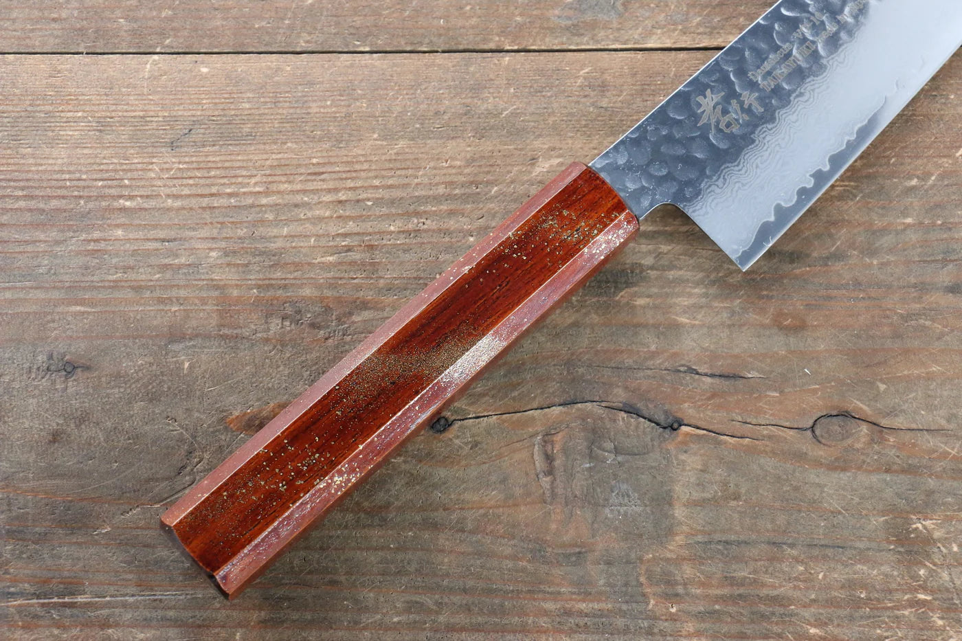 Sakai Takayuki VG10 ดามัสกัส 33 ชั้น มีดกิวโตะ Gyuto มีดทำครัวญี่ปุ่น 210mm ด้ามไม้โอ๊กเคลือบ (Seiren)