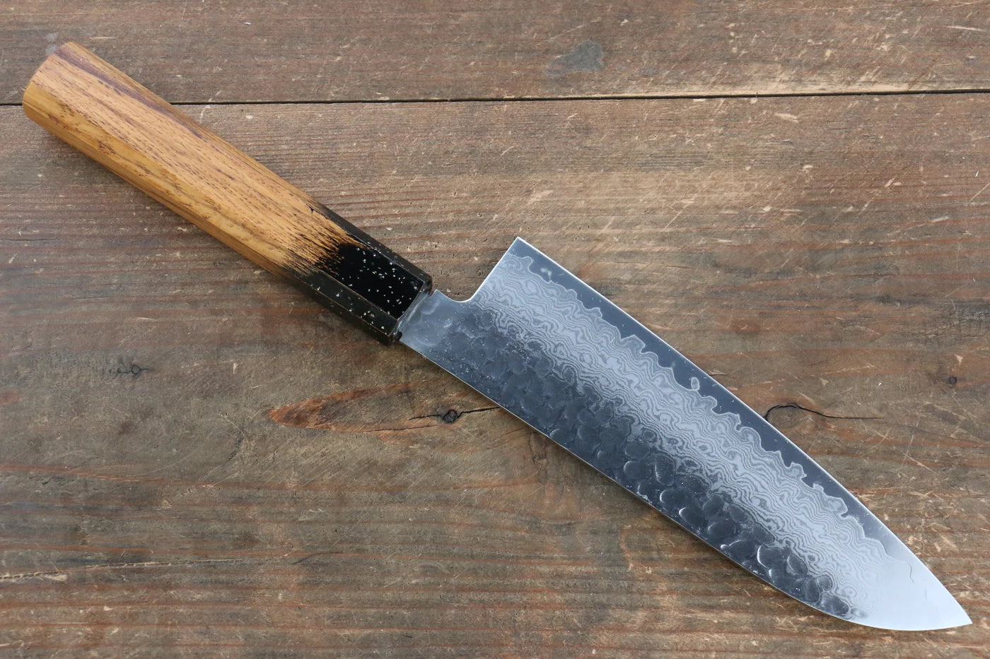 Sakai Takayuki VG10 ดามัสกัส 33 ชั้น มีด Santoku มีดทำครัวญี่ปุ่น 170mm ด้ามไม้โอ๊กเคลือบ (Kokushin)