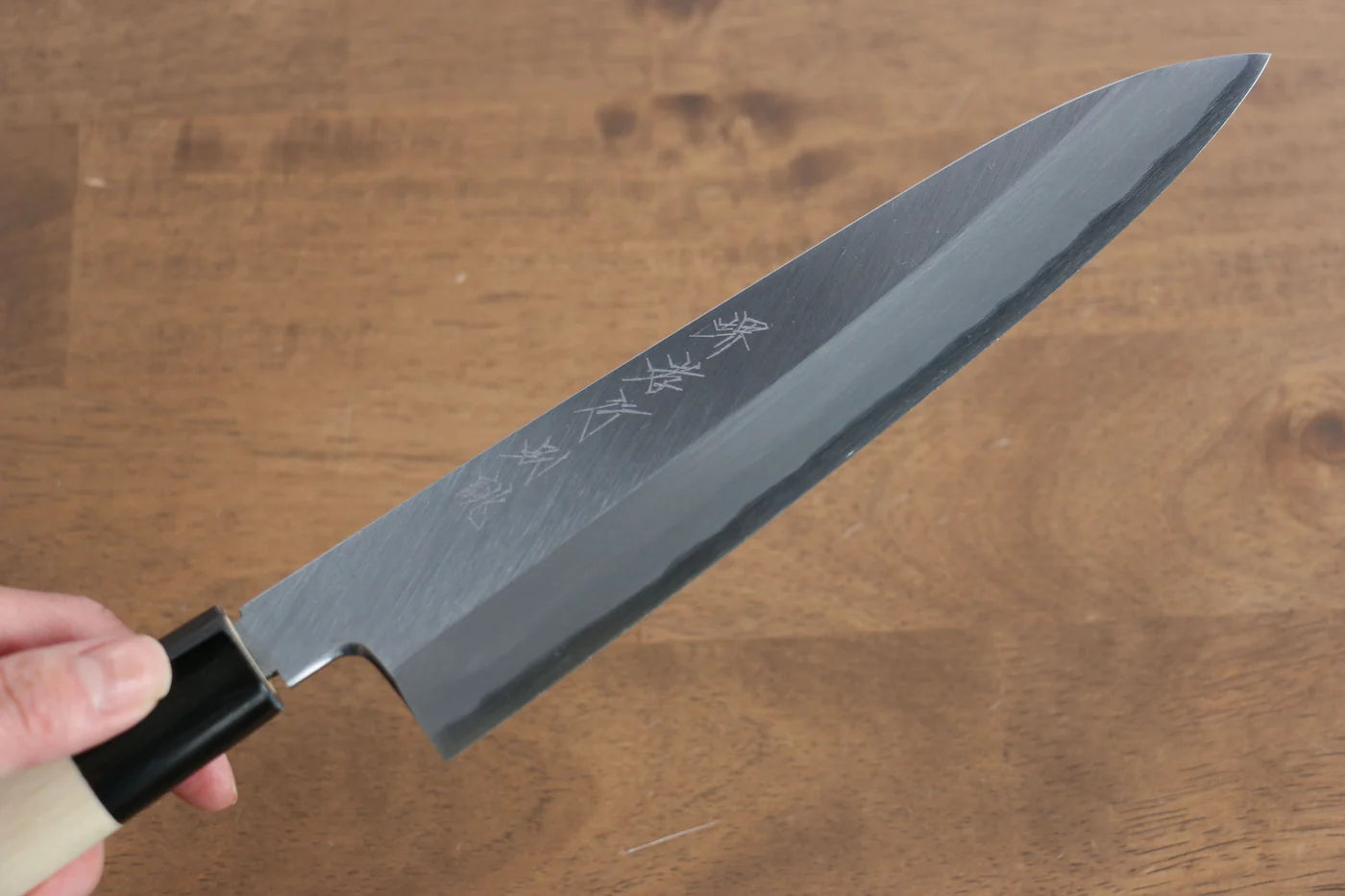 Sakai Takayuki Tokujyo White Steel (เหล็กกล้าขาว) No.2 มีดกิวโตะ Gyuto มีดทำครัวญี่ปุ่น 210mm ด้ามต้นเเมกโนเลีย